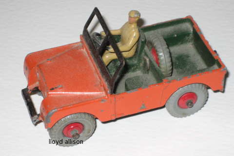 Matchbox Superfast No 57 Landrover Fire Truck empty Repro G style Box 